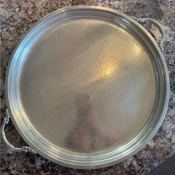 Handmade pewter piece from the Shirley Pewter Shop - Picture 3 of 7